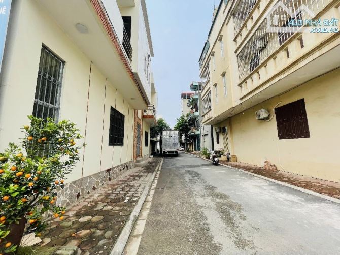 Bán 83m2 hoa hậu, kinh doanh, khu phân lô Phúc Thịnh - Đặng Xá - 1