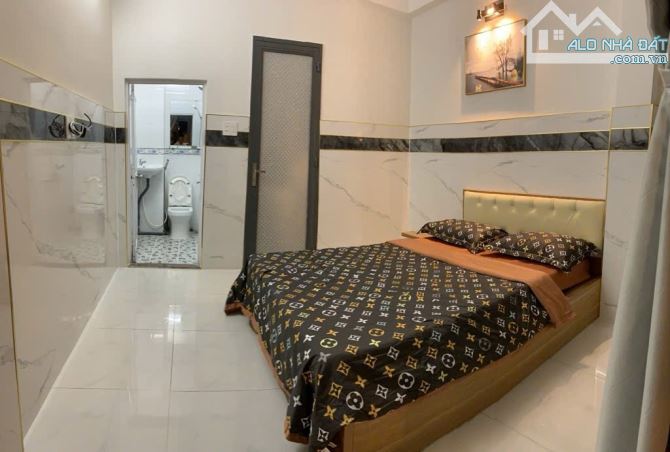 Nhà 5 tầng mặt tiền Bùi Quang Là - Gần chợ - Giáp Tân Bình - 5,25 tỷ - 1