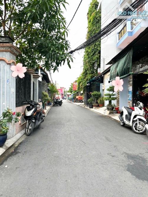 HÀNG HIẾM TÂN PHÚ-HẺM 6M-KHÔNG QUY HOẠCH-KHÔNG LỘ GIỚI-NGANG 4 X 17.5-CHỈ 6.X TỶ - 1