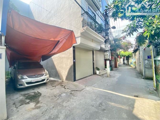 BÁN NHÀ LAI XÁ - DÂN XÂY 4 TẦNG - LÔ GÓC  42M2 FULL NỘI THẤT - Ô TÔ ĐỖ CỬA - GIÁ RẺ - 1