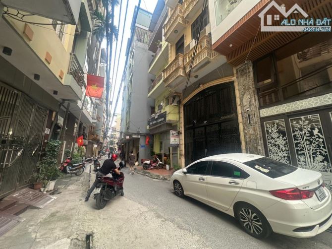 Bán Nhà Lạc Long Quân 45m ,MT5m, Ngõ 4m , Gần Hồ Tây ,Ô Tô Đỗ , Phân Lô , 3 Thoáng Ở Ngay - 1