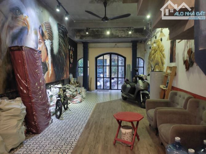 PHÂN LÔ - HOÀNG CẦU - Ô TÔ TRÁNH - 52 M2 - 1