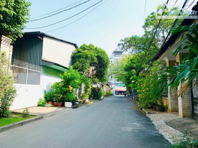 Đất biệt thự khu compound đường Trần Não, P. An Khánh Q2. DT 13x25M. Giá chỉ 150tr/m2 - 1