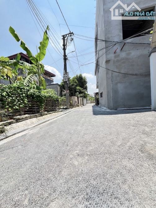 ĐƯỜNG THÔNG OTO VÀO ĐẤT - CÁCH BÌA LÀNG 20M - CÁCH 100M RA ĐẾN TRỤC CHÍNH KINH DOANH - 1
