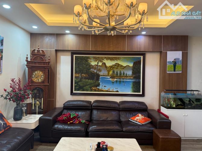 🔥🏡 CẦN BÁN GẤP – GIẢM CHÀO CẢ TỶ ĐỂ BÁN NHANH – NHÀ PHÂN LÔ VĂN QUÁN NGUYỄN KHUYẾN - 1