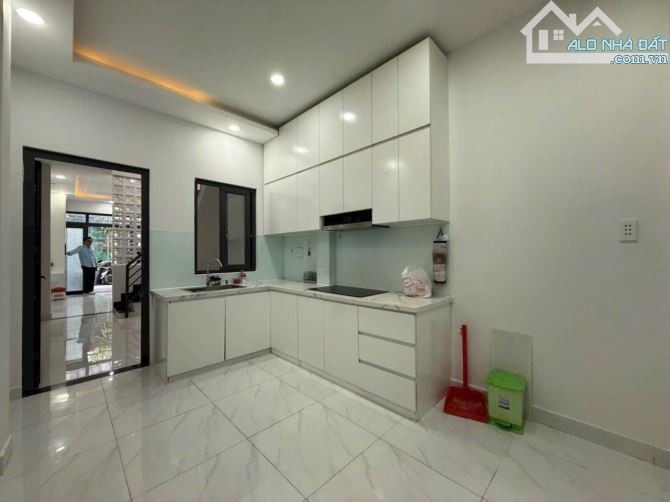 Hiếm Lý Thường Kiệt - 63m2 - 2 tầng mới - HXH Giáp Quận 10 - 1