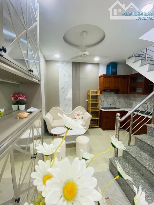 NHÀ KIM HOA – TRUNG TÂM ĐỐNG ĐA – 5M RA Ô TÔ – NGÕ THÔNG HỒ BA MẪU – FULL NỘI THẤT - 1