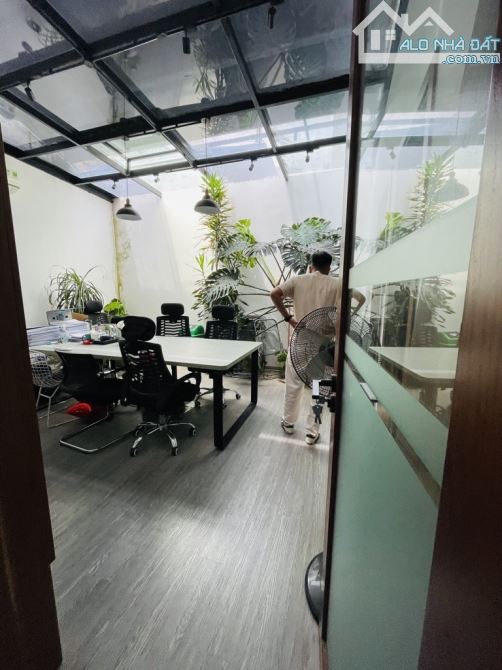 Bán nhà Nam Đồng mảnh đất đẹp ô tô đỗ cửa, 110m2, 7m mặt tiền, 35.5 tỷ - 1