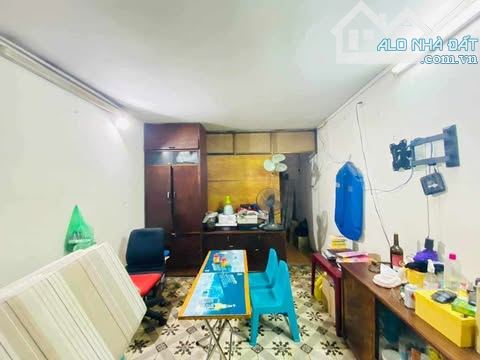 GIẢM SỐC NHÀ MẶT PHỐ LƯƠNG VĂN CAN TT QUẬN HOÀN KIẾM KD VỈA HÈ 67M X 3 TẦNG 31,5 TỶ - 1