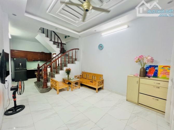 bán nhà Phú Mỹ, gần ô tô, sát phố, 5 phòng, mua ở - kinh doanh đỉnh 40m - 8 tỷ. - 1