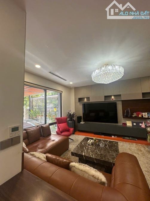 🏡 BÁN BIỆT THỰ NAM VIÊN – KDC PHÚ MỸ HƯNG CAO CẤP – ĐẲNG CẤP CHO GIỚI THƯỢNG LƯU - 1