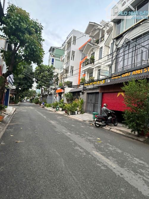 BÁN NHÀ 1 TRỆT 3 LẦU – HẺM Ô TÔ TRÁNH – KHU PHÂN LÔ – LÊ ĐỨC THỌ, P.6, GÒ VẤP - 1