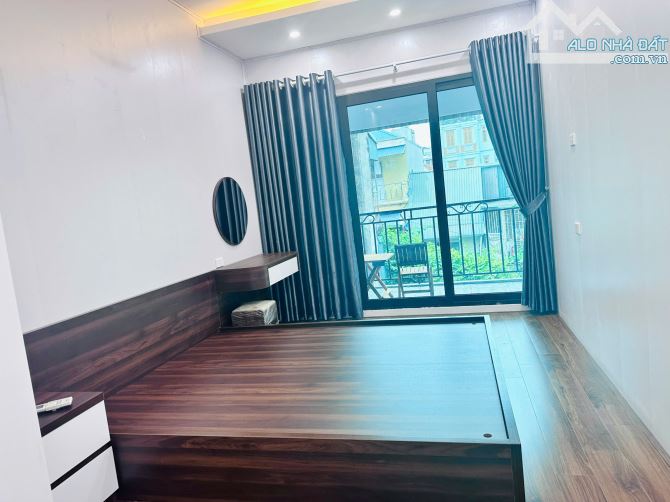 NHỈNH 2 TỶ SỔ ĐỎ CC CĂN HỘ THANH XUÂN - NGAY TRUNGB TÂM NGÃ TƯ SỞ ROYAL CITY - SIÊU ĐẸP Ở - 1