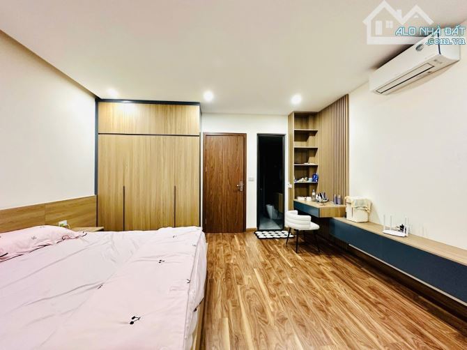 🏠 Siêu Phẩm Nguyễn Văn Cừ – Bồ Đề 40m², 6 Tầng Gara Thang Máy – 13,5 Tỷ - 12