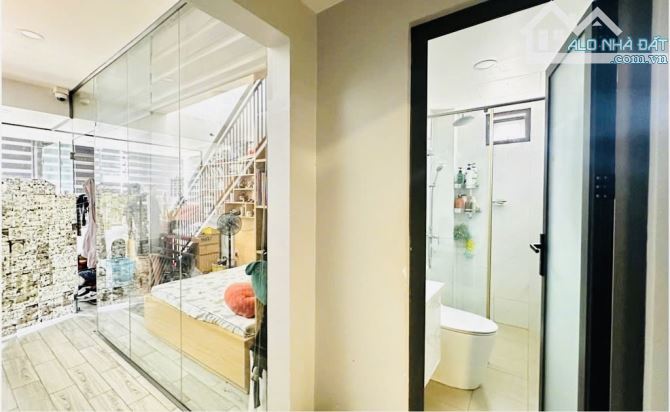 BIỆT THỰ PHỐ VÂN ĐỒN HẼM TO 4-5 MÉT  NGANG ĐẸP BỀ THẾ GẦN 5 MÉT GẦN SÁT MT VUÔNG VỨC NHÀ - 12