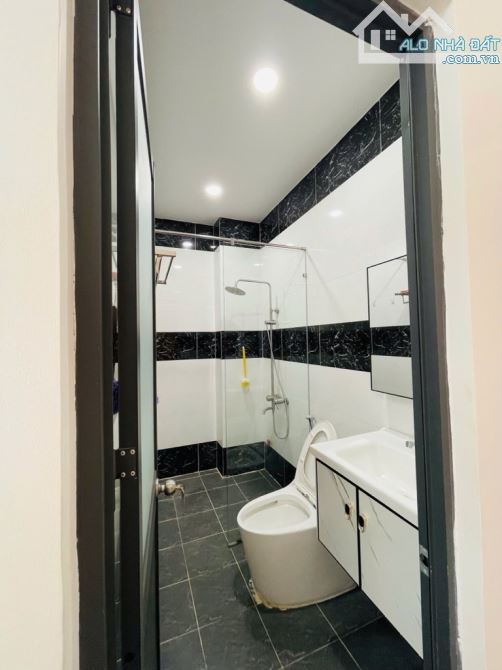 BÁN NHÀ GÒ XOÀI, HẺM 7M THÔNG, 4 TẦNG,60M2 - 4*15M,LÊ VĂN QUỚI, GIÁP TÂN PHÚ,GIÁ 6,8 tỷ - 12