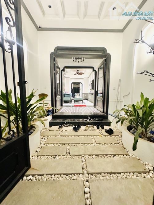 Bán nhà Thịnh Liệt. Phong cách INDOCHINE. Nội thất đẳng cấp - thang máy. Ô tô đỗ cổng. - 12