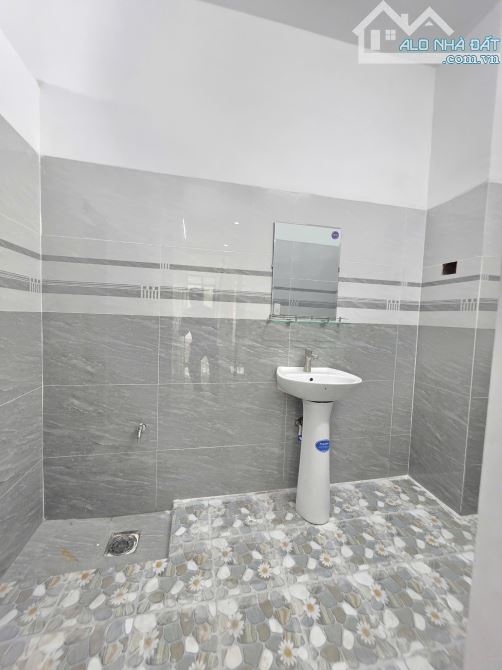 nhà 2,55 tỷ 130m2 sân xe tải, p.Thái Hòa, Tp.Tân Uyên - 12
