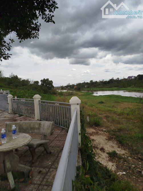 CĂN NHÀ VƯỜN 5000M2 - VIEW SÔNG LÂM HÀ - LÂM ĐỒNG - BÁN LỖ SÂU TỪ 12 TỶ CÒN 6,9 TỶ - 13