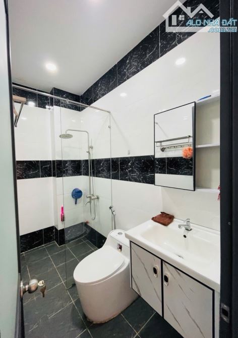 BÁN NHÀ GÒ XOÀI, HẺM 7M THÔNG, 4 TẦNG,60M2 - 4*15M,LÊ VĂN QUỚI, GIÁP TÂN PHÚ,GIÁ 6,8 tỷ - 14