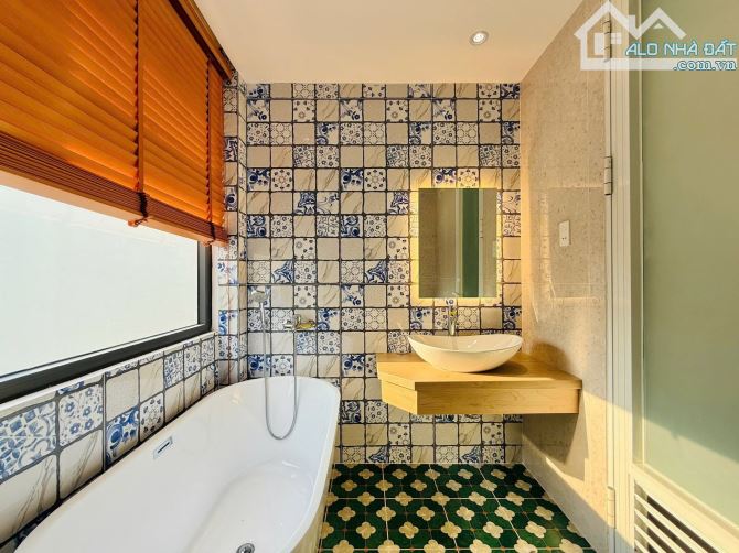 Nhà HXH Gần Công Viên Làng Hoa - 46M2 (4,6X10) - Trệt Lửng 3 Lầu - 3PN - Hoàn Công Đủ - 21