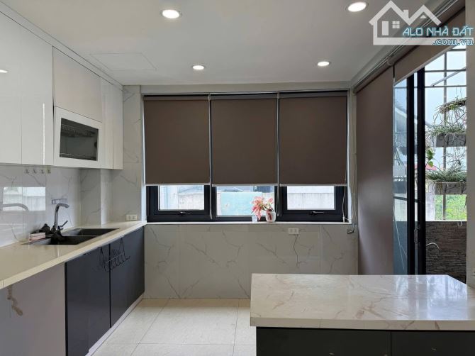 BÁN NHÀ LÔ GÓC TRẦN CUNG 52M X 6 TẦNG THANG MÁY, NGÕ THÔNG, Ô ÔTÔ ĐỖ CỬA, GIÁ 10.45 TỶ - 3