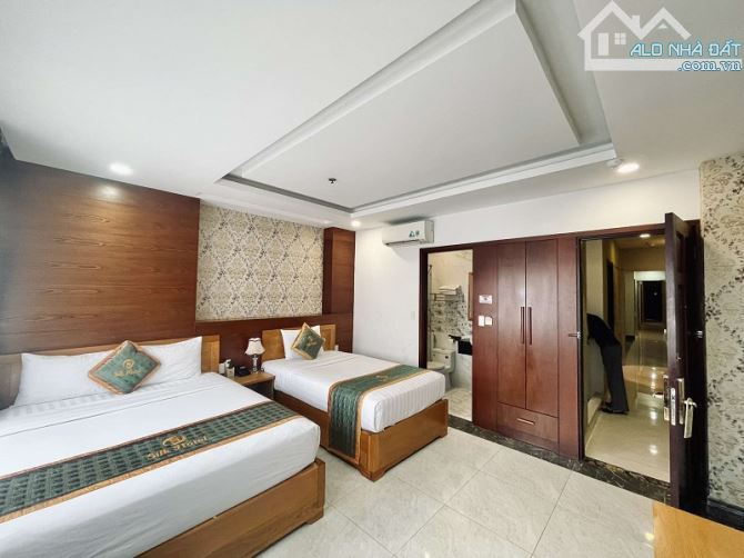 Bán KS 33 phòng hẻm 8.5m, Bạch Đằng, P2, Tân Bình, 143m2, 7 tầng, thang máy, nở hậu - 2