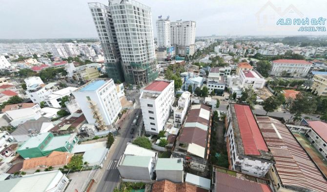 Bán nhà mặt tiền Võ Thị Sáu, gần tòa nhà PeGaSus Biên Hòa, Đồng Nai, 390m2, giá 48 tỷ - 2