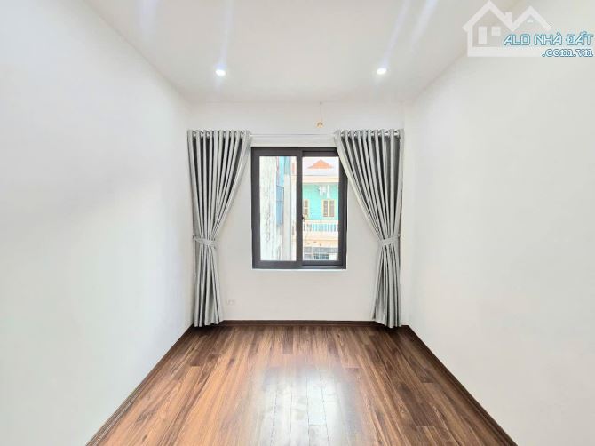 Nhà đẹp 4 tầng, 33m, ở sướng, kinh doanh đỉnh cao, mặt tiền mênh mông, Kim Giang - 2