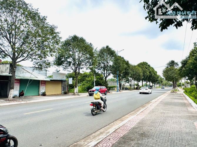 470m2 - 🔺MẶT TIỀN TL52 XÃ ĐẤT ĐỎ TP HỒ CHÍ MINH cách chợ Long Tân 1km - 2