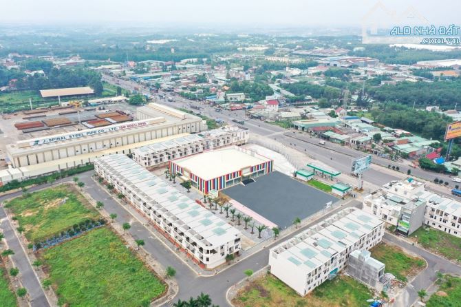 Bán gấp 2 nền đất nằm ngay QL51, giá 1tỷ5, SHR - 2
