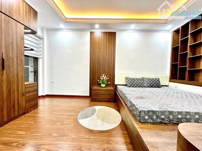 NHÀ NGUYỄN KHÁNH TOÀN- DÂN XÂY HIỆN ĐẠI- 2 SÂN TRƯỚC SAU- 55m- Hơn 14 tỷ - 2