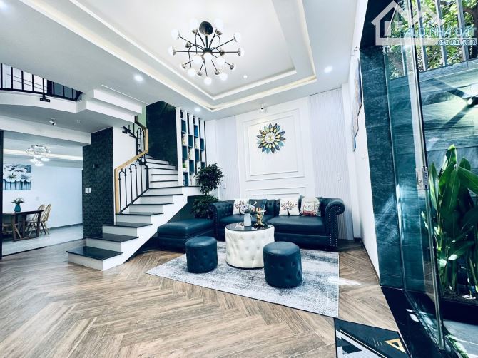 Nhà 4 tầng kiệt Hoàng Diệu Full Nội Thất cách đường chính 50m - 2