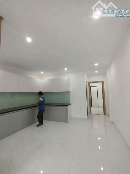 Bán nhà 1 trệt 1 lửng mới hoàn toàn gồm 3phòng ngủ, phòng khách, bếp wc - 2