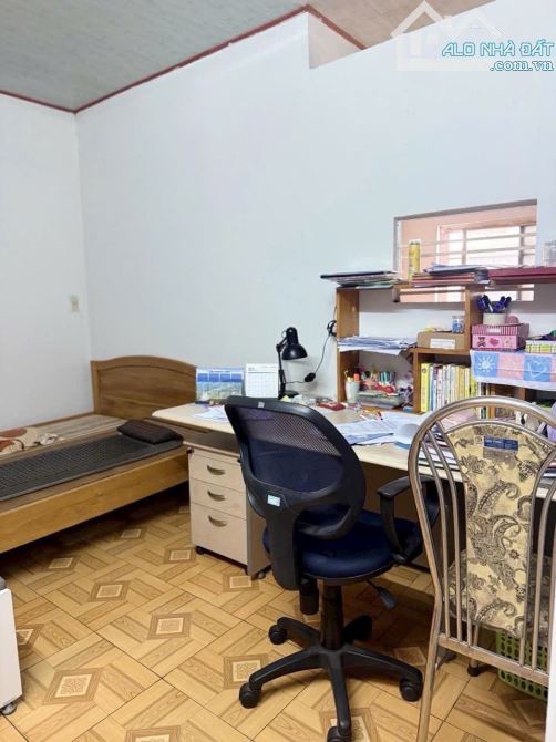 DUY NHẤT CÒN SÓT LẠI NHÀ 2 TẦNG ĐƯỜNG MỸ AN 19 GẦN SÔNG GẦN ĐH KINH TẾ CHỈ 9,X TỶ - 2
