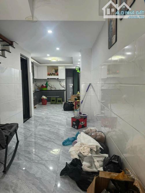 BÁN NHÀ 3 TẦNG MẶT TIỀN NGUYỄN PHƯỚC NGUYÊN - 2