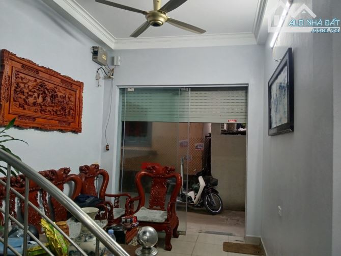 DÂN XÂY MINH KHAI - GẦN CHỢ, TRƯỜNG - 35M² – 4 TẦNG, 4PN – 4.2 TỶ (2ĐTL3692) - 2