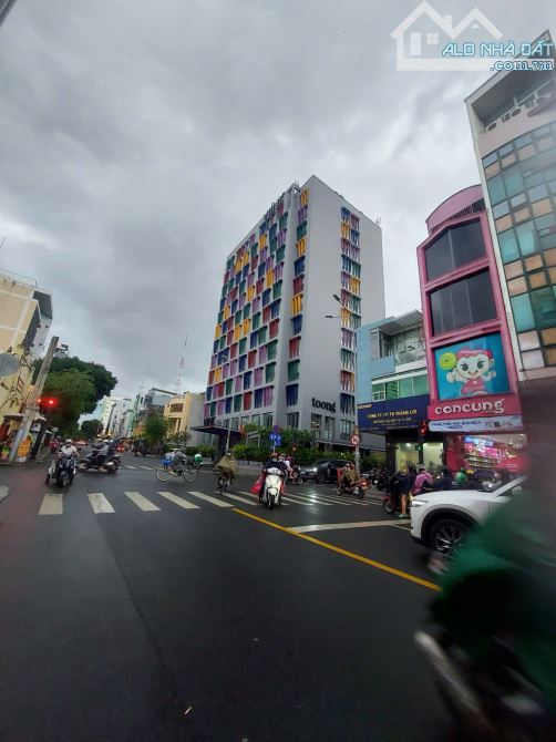 Bán nhà 2 MT HXH Thạch Thị Thanh, Tân Định, Q1. DT: 4x17.5m(70m2)- 2 tầng. Giá: 14 tỷ - 2