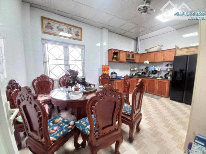 BÁN GẤP GIẢM 3 TỶ – NHÀ MẶT TIỀN BÙI CÔNG TRỪNG, HÓC MÔN – GIÁP QUẬN 12 – 269M2 – CHỈ 8 TỶ - 2