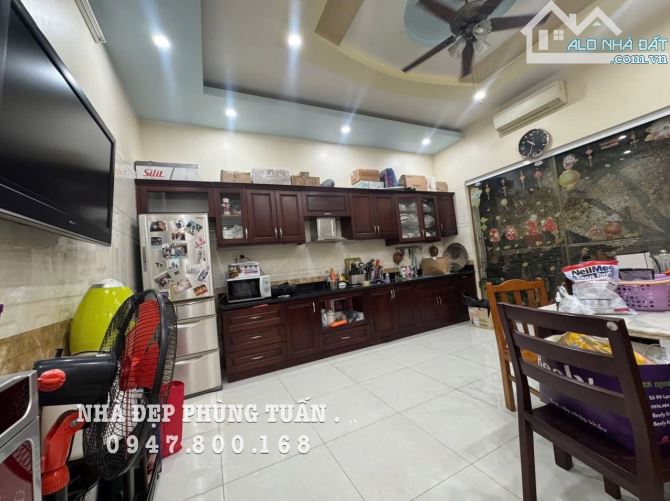 P Tuấn. Biệt Thự mini gần ngay chợ Hải tẹo, khu quân đội Phương Lưu, Vạn Mỹ ) - 2
