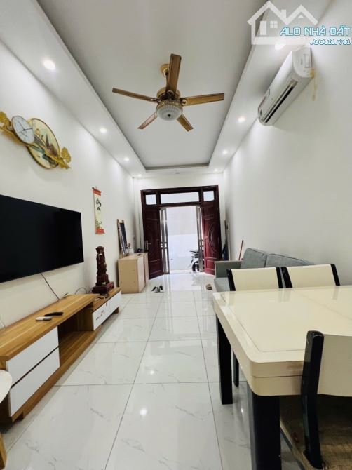 Bán nhà an Khánh nhà đẹp ở ngay 33m2. 5,15 tỉ - 2