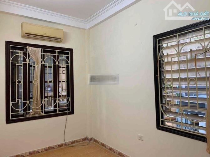 Cho thuê nhà 3 tầng ở Đội CẤn, 2 mặt thoáng chỉ hơn 8 tr về ở ngay - 2
