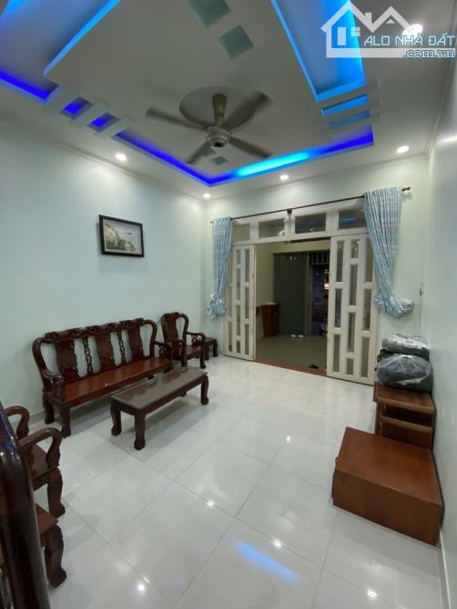 Nhà 3 Tầng BTCT Đẹp Mới – Đường 8m KDC Saigon Mới – TT Nhà Bè - 2