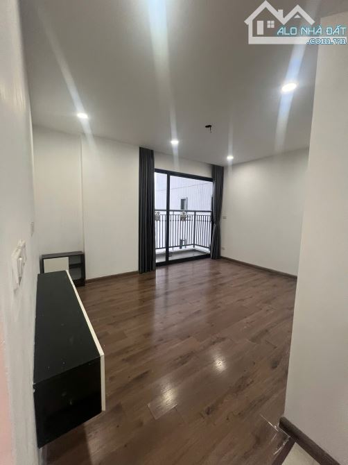 👉👉CC Hateco 62m, 2 ngủ, view hồ, nội thất cơ bản, sẵn Sổ sang tên ngay. Giá 4,x tỷ( x mầ - 2