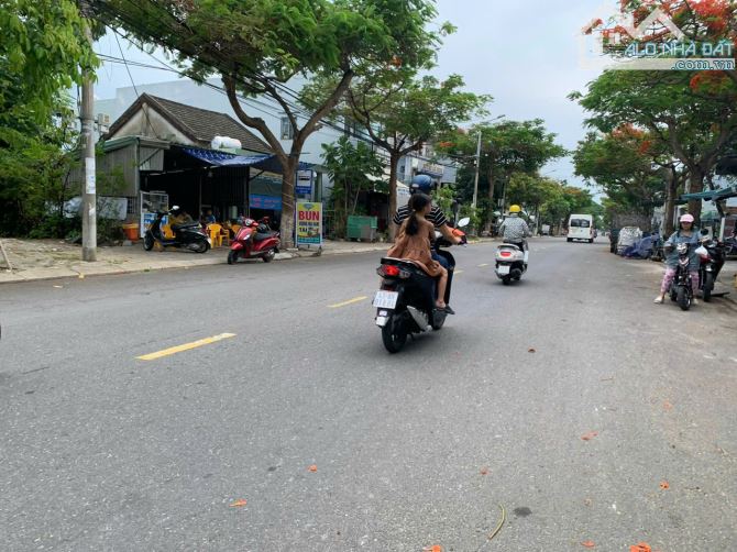Bán lô đất đẹp mặt tiền đường 10m5 Nguyễn Duy Trinh, gần Tân Lưu, Hoà Hải, Ngũ Hành Sơn. - - 2