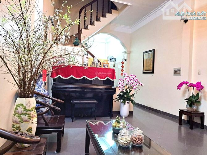 Cần bán nhà Mai Anh Tuấn- Phường Ô Chợ Dừa- Đống Đa- Hà Nội 42m2x4T, cách hồ 30m, 14.4 tỷ - 2