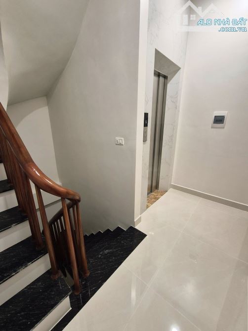 BÁN NHÀ CÁT LINH ĐỐNG ĐA 40m 6T Mt 4m GIÁ 14 TỶ THANG MÁY NGÕ THÔNG KINH DOANH. - 2