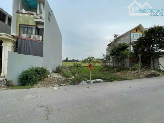 Bán lô đất 19 ngọc đôi kim chân DT 121m, MT4,5m , Hướng TB, giá bán 3.08 tỷ - 2