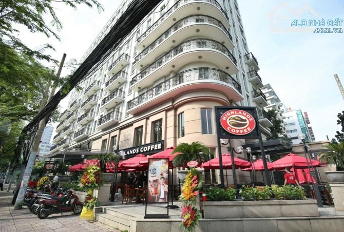 Bán căn hộ Vip duplex, Saigon Pavillon, Bà Huyện Thanh Quan, Q3, căn góc, 4pn - 2
