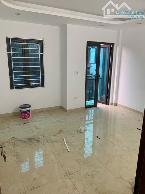 🏡 NHÀ ĐÔNG LA ĐẠI THÀNH– CHỈ HƠN 4 TỶ - XÂY ĐỘC LẬP 68M Ô TÔ ĐỖ CỬA - 2